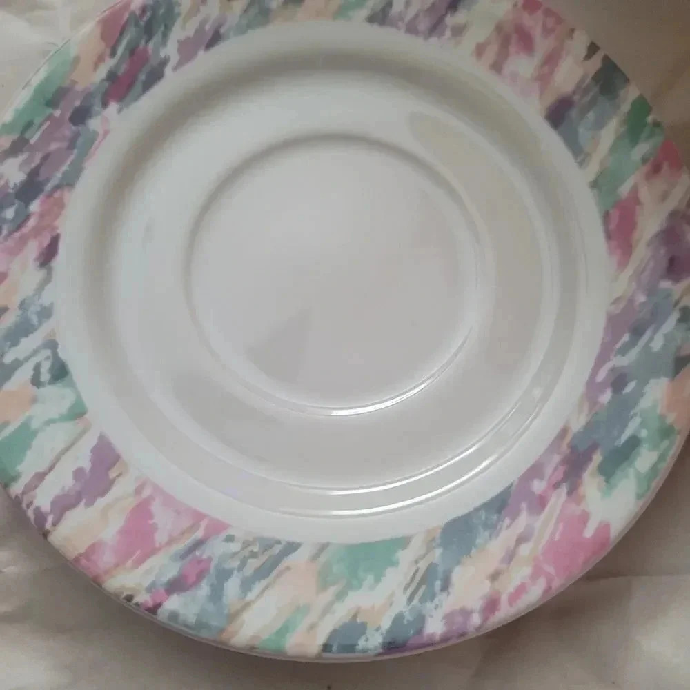 Coffer/Tea/Saucer Set - Picture 6 of 10